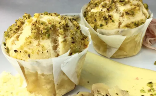 Muffin salati al prosciutto e formaggio | Cook'in - Guy ...